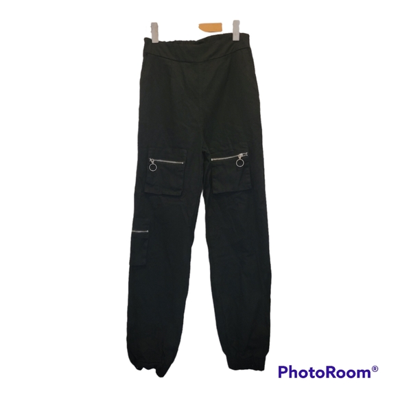 Boohoo Pants - Cargo pants Nwot sz 10